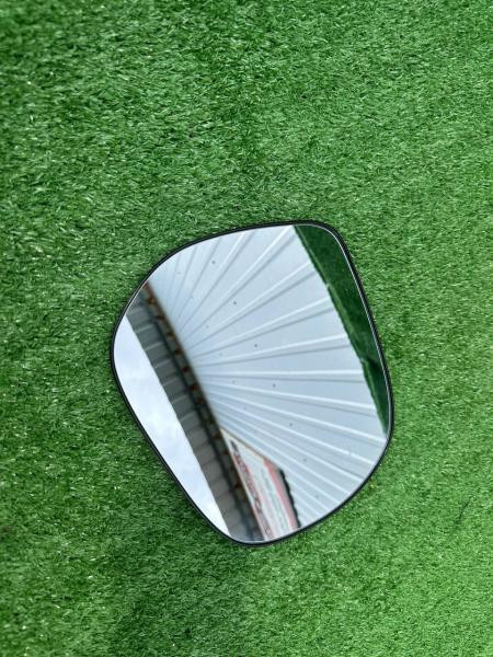 Купить Вкладыш зеркала (с подогревом, 1 шт) Правый для Toyota Land Cruiser 200