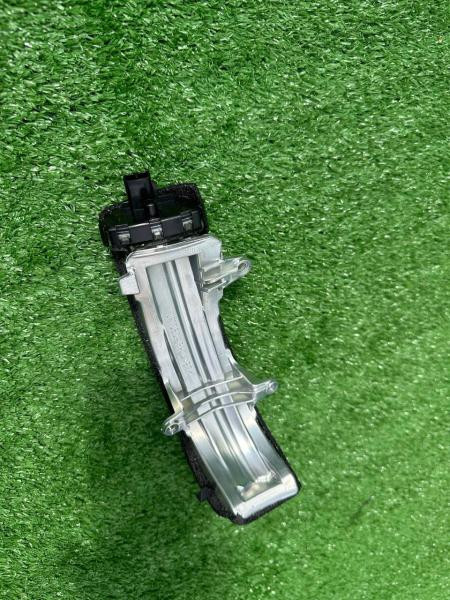 Купить Указатель поворота в зеркале (1 шт) Правый для Toyota Land Cruiser 200