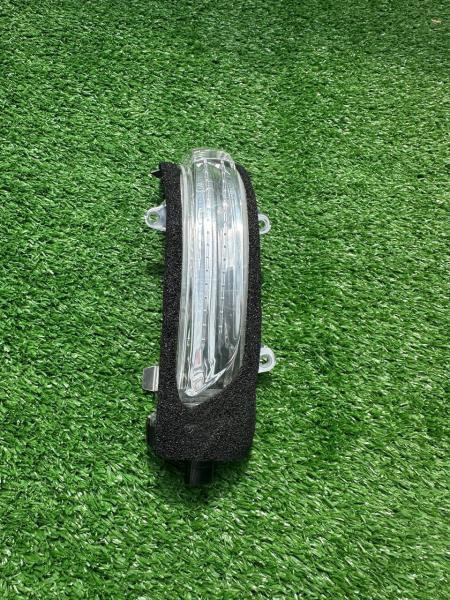 Купить Указатель поворота в зеркале (1 шт) Правый для Toyota Land Cruiser 200