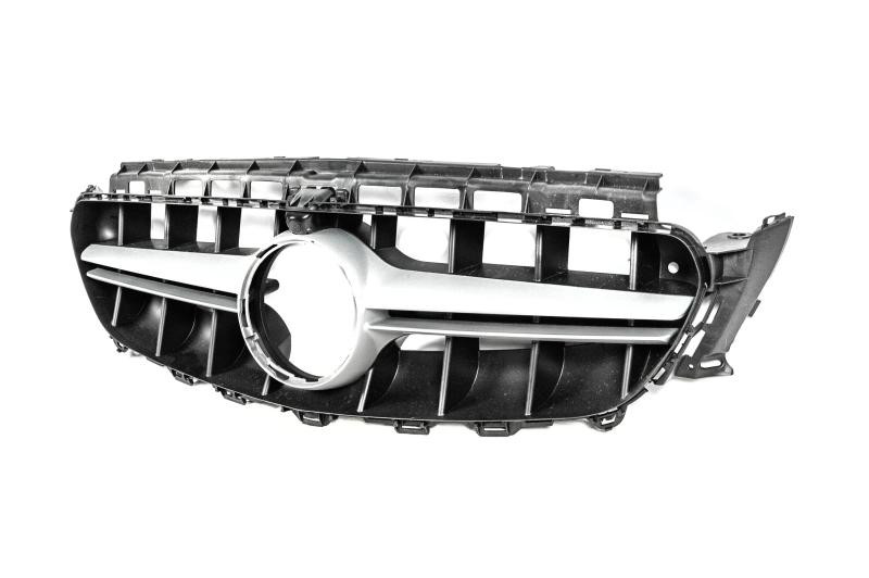 Купить Передняя решетка в дизайне E63 AMG Silver (для 2016-2020) для Mercedes E-class coupe C238