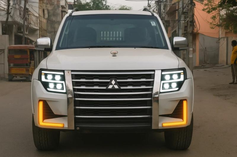 Купити Передні фари LXR для Mitsubishi Pajero Wagon IV