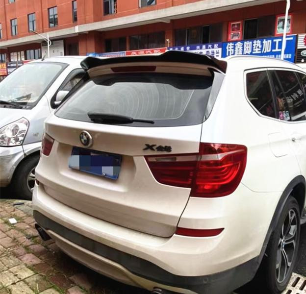 Купити Спойлер (чорний глянець) для BMW X3 F-25 2011-2018 рр