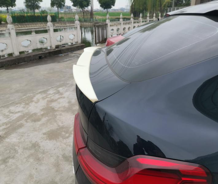 Купити Спойлер M4-Style (чорний глянець) для BMW X4 G02 2018- рр