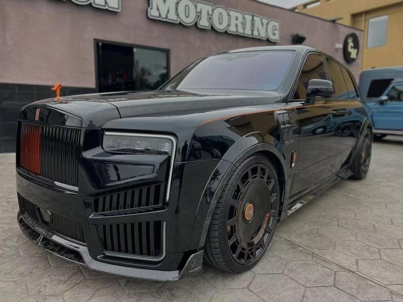 Купити Комплект рестайлінгу в 2024 MNSR Carbon для Rolls-Royce Cullinan