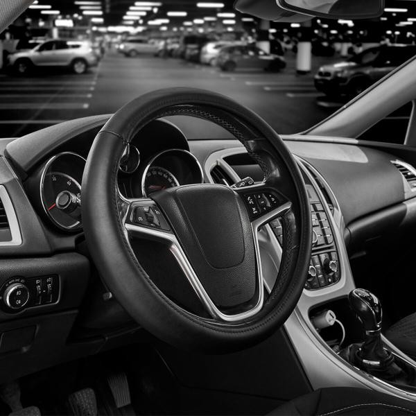 Купити Чохол на кермо Carlife 39-41см, шкіра, чорний, біла гума, один шов SW340L