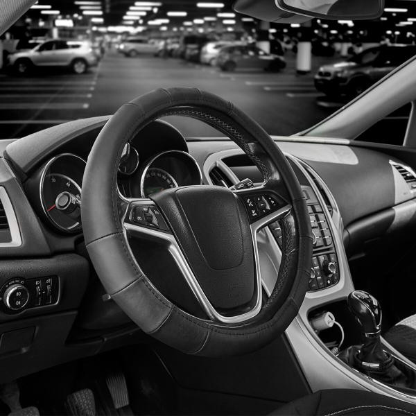 Купити Чохол на кермо Carlife 37-39см, шкіра, чорний SW240M