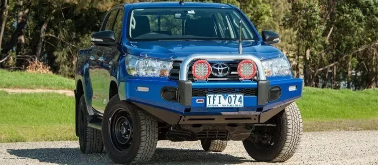 Купити Передній бампер ARB SAHARA Toyota Hilux 2015+ ARB3914530