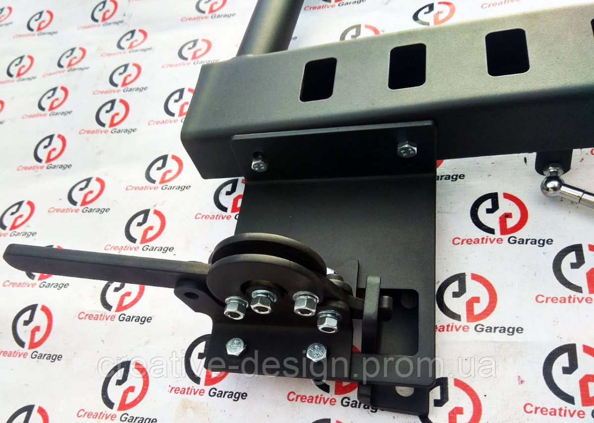 Купити Запірний механізм (замок) хвіртки запасного колеса ПРАВИЙ CG 1.0.R