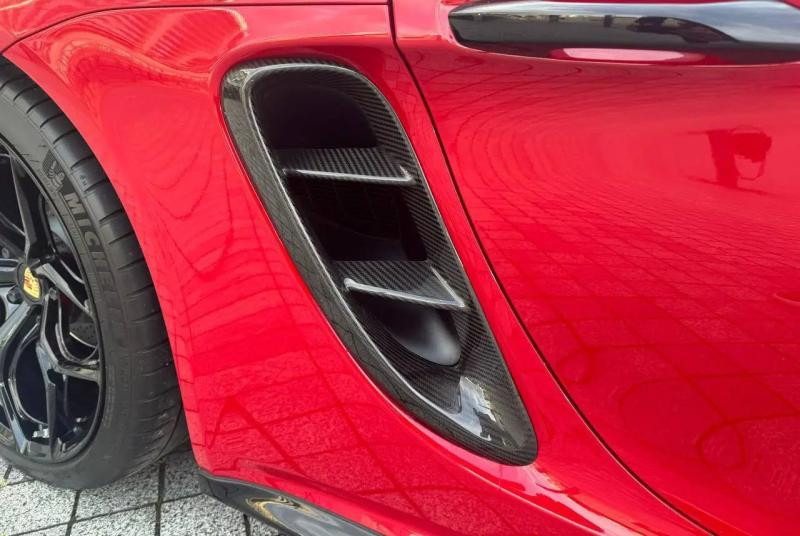 Купити Накладки на задні крила (для GT4, Карбон) для Porsche Boxster/Cayman 982 (718) 2016- рр