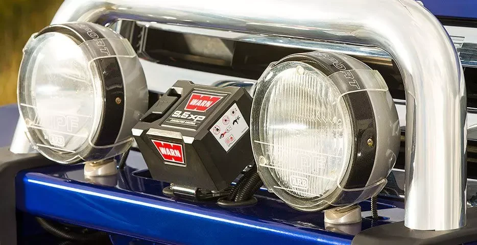 Купити Передній бампер ARB Sahara для Ford Ranger 2011+ 3940400