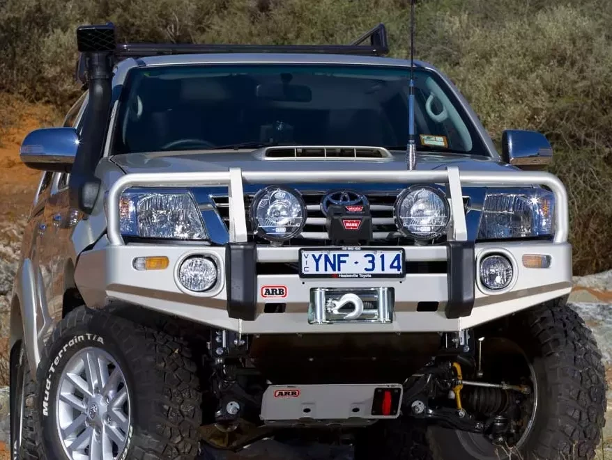 Купити Передній бампер ARB для TOYOTA HILUX 2005-2011 без розширювача крила ARB 3414300
