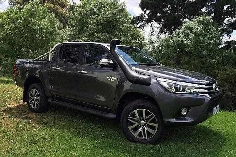 Купити Шноркель Safari для Toyota Hilux 2015+ 2.8L (D4D) ss123hf
