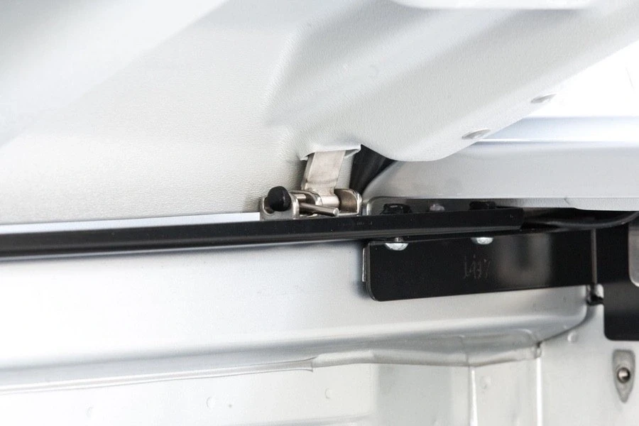 Купити Кришка для VW Amarok Road Ranger Sportcover II під короткі оригінальні дуги