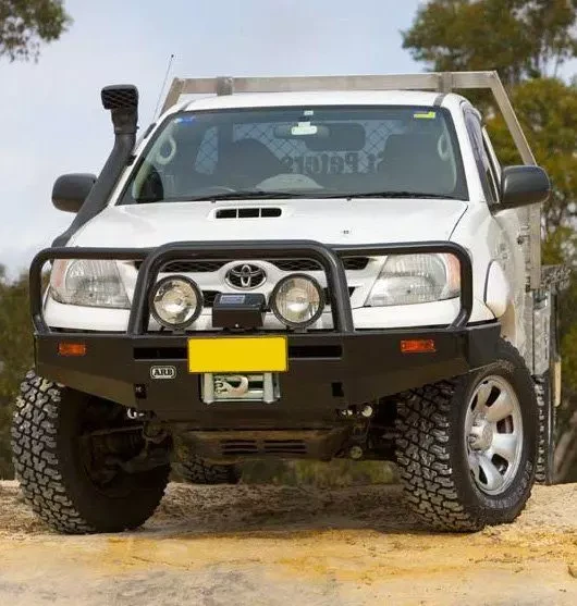Купити Передній бампер ARB Commercial для Toyota Hilux 2005-2011 з кріпленням під фари 3414410