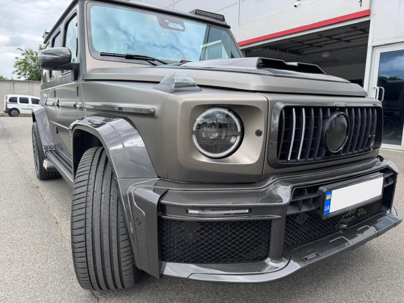 Купити Рамка решітка радіатора Carbon V1 для Mercedes G сlass W465 2025- рр