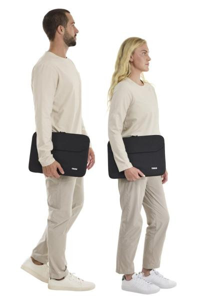Купити Чехол Thule Lithos Sleeve MacBook Pro 16'' (Black) 3205460 (TH 3205460)