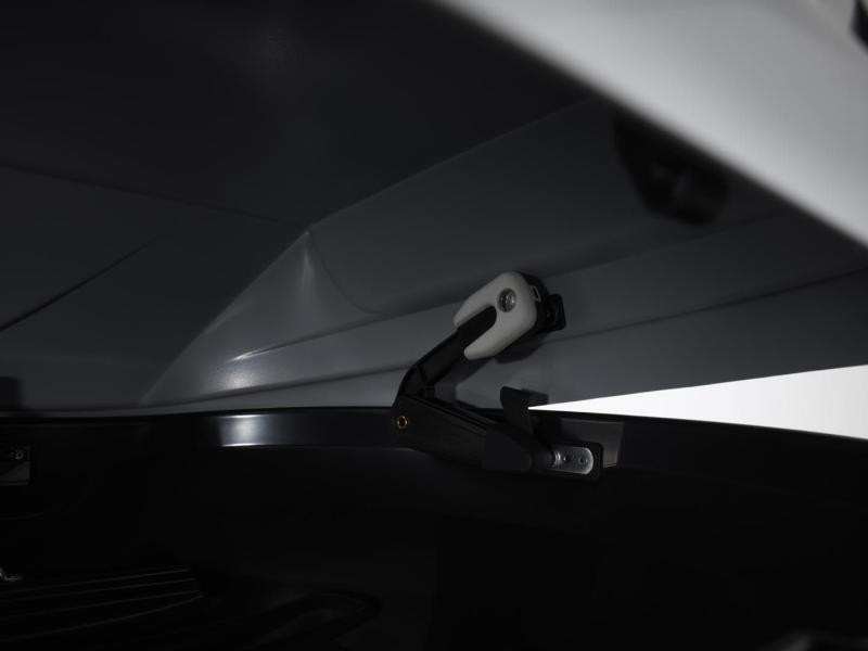 Купить Фонарик в бокс Thule Box Light 695100 (TH 695100)