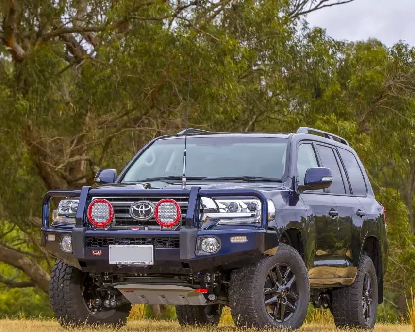 Купити Передній бампер ARB Summit для Toyota LC-200 2015+ 3415200