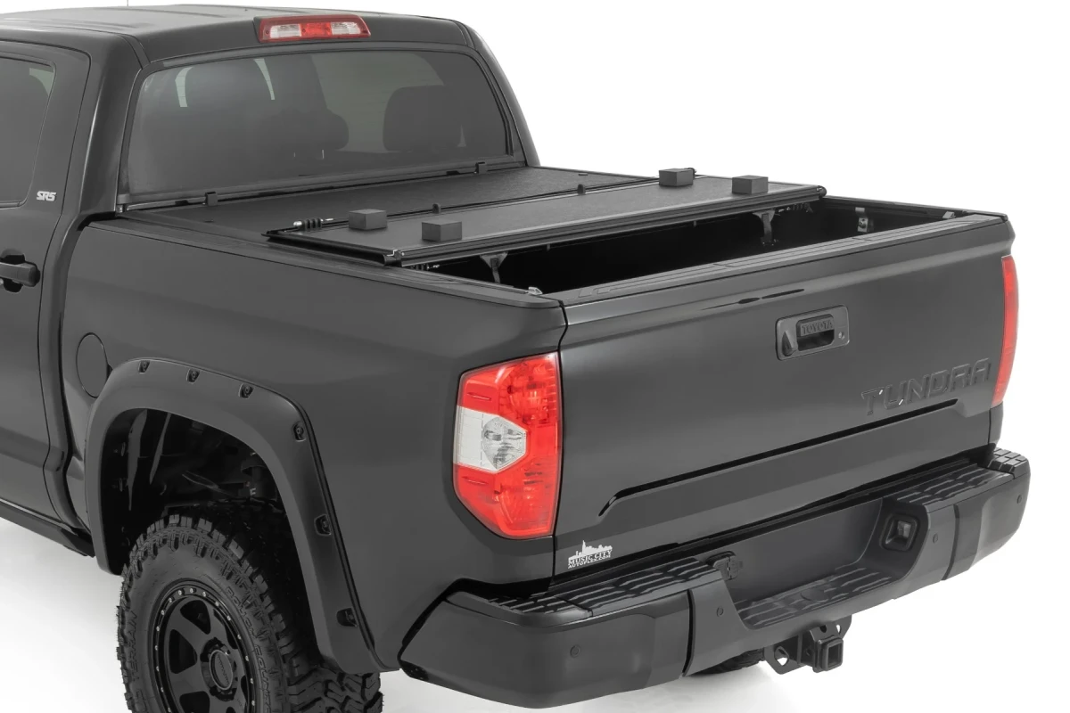 Buy Low -profile body lid 5 '5' 5 "No control system Rough Country - Toyota Tundra 02-19