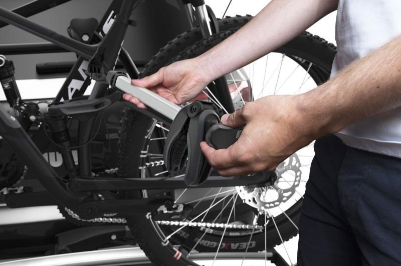 Купити Велокрепление Thule VeloSpace XT 938 + Thule 9381 Bike Adapter (TH 938-9381)