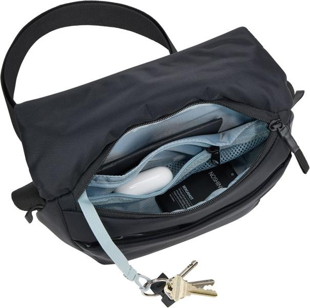 Купить Сумка на пояс Thule EnRoute Sling Bag 2L (Black) 3205494 (TH 3205494)