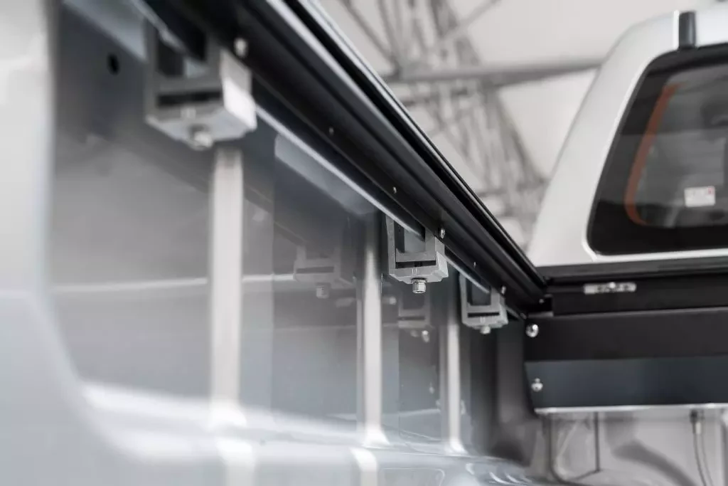 Buy Roll N Lock Roll for Isuzu D -Max DC - Road Ranger