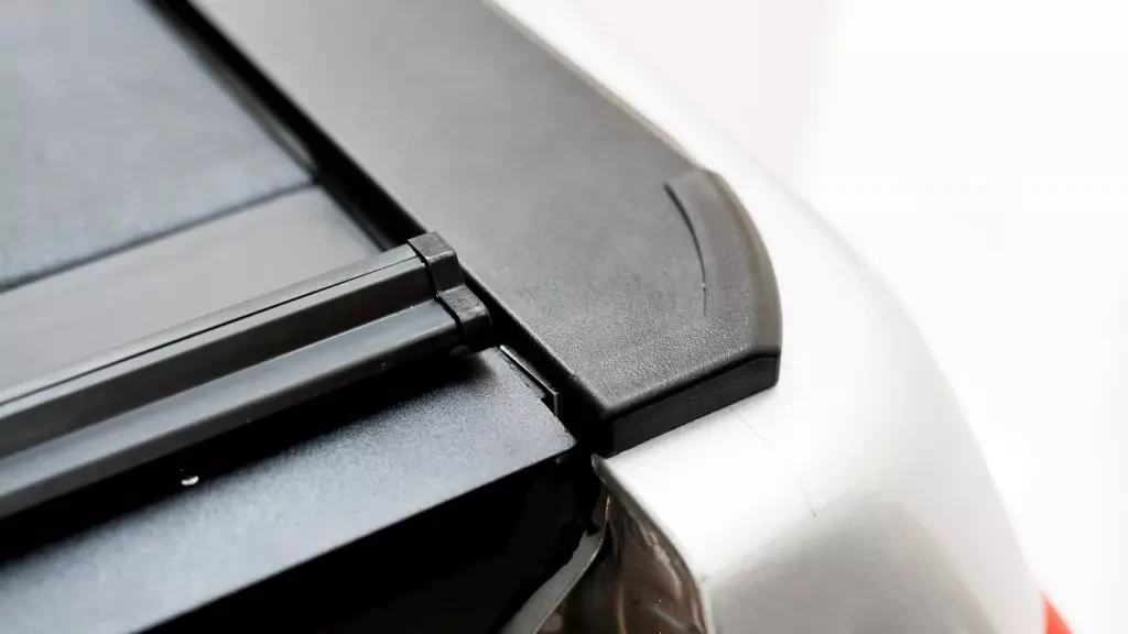 Buy Roll N Lock Roll for Isuzu D -Max DC - Road Ranger