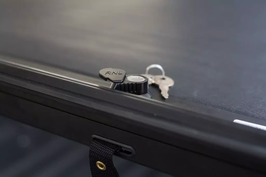 Buy Roll N Lock Roll for Isuzu D -Max DC - Road Ranger