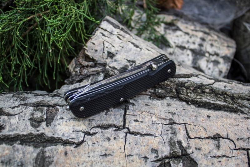 Buy Multifunctional knife Ruike Trekker Ld21-B