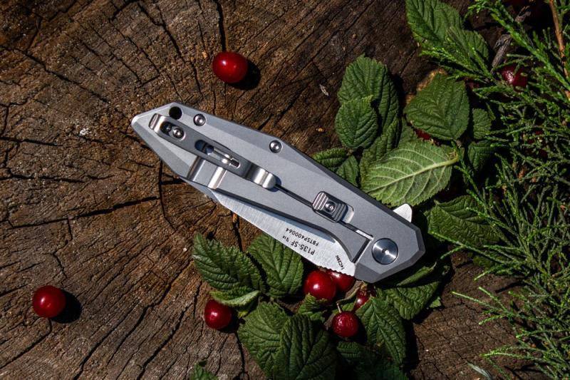 Buy Than a folding Ruike P135-SF