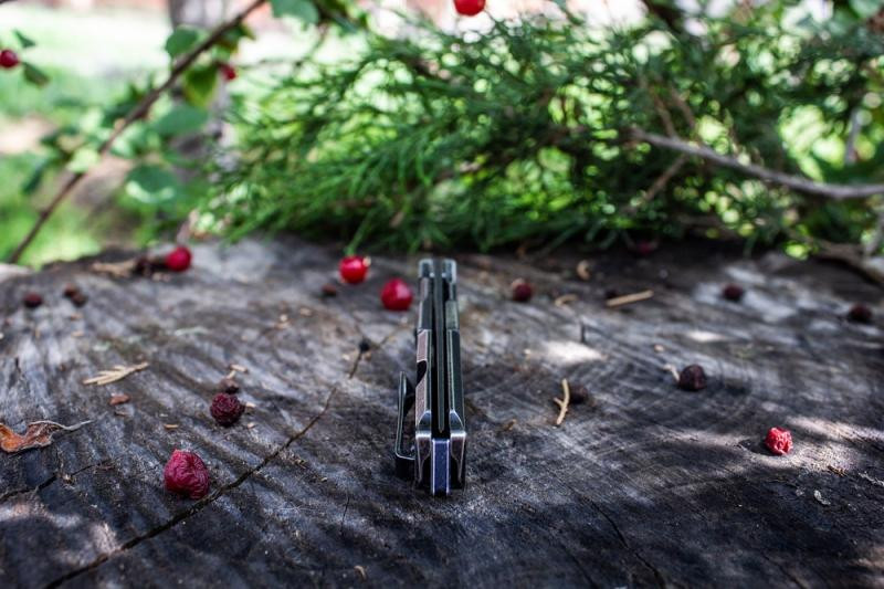 Buy Than a folding Ruike P108-SB