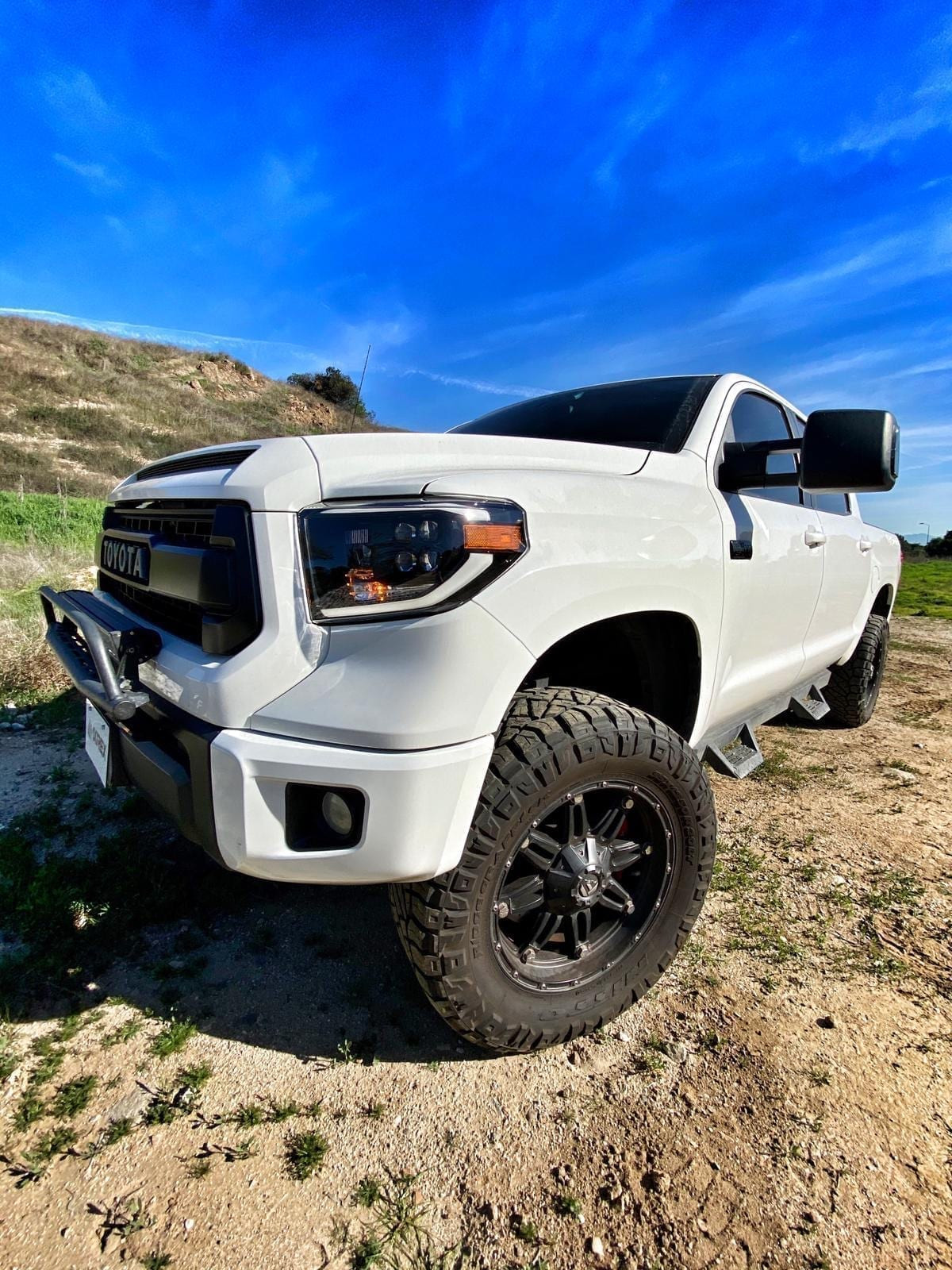 Buy Front headlights Toyota Tundra 2014-2021 LED NOVA Series Carbon-Black Alpharex Axhl-Tun14-PPTS-PLB-A