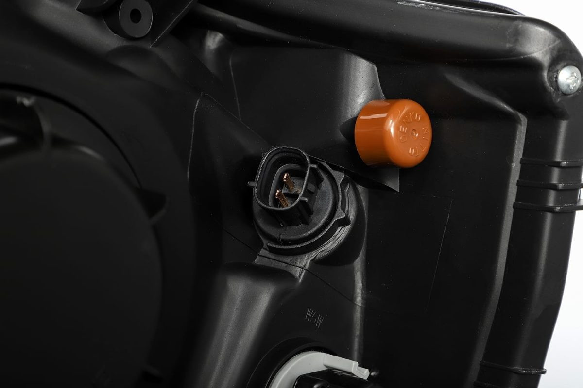 Купити Передні фари Toyota 4Runner 2014-2022 LED NOVA серія колір Alpha-Black AlphaRex AHL-T414-N-LB