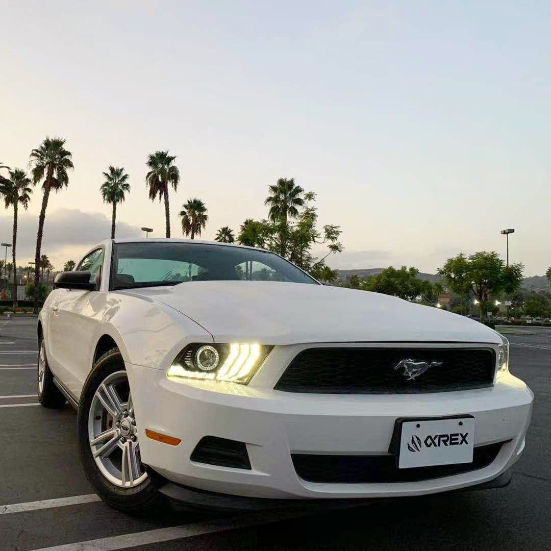 Купить Передние фары LED Ford Mustang 2010-2014 LED LUXX серия черные AlphaRex AHL-FM10-PL-SA-B