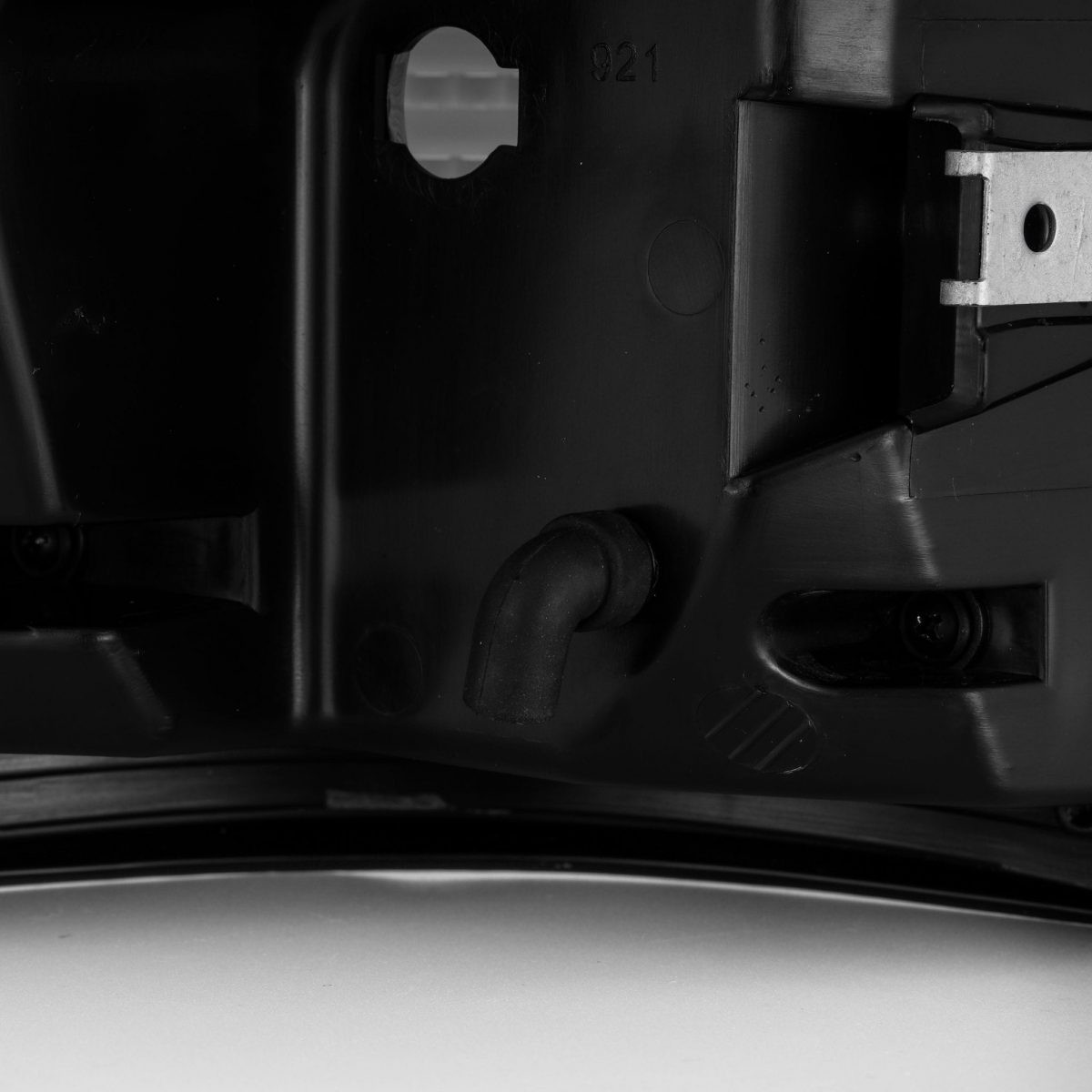 Купить Задние фары Dodge Ram 1500 Classic 2009-2023 LED PRO серия красно-дымчатые AlphaRex ATL-DR09-R-RS