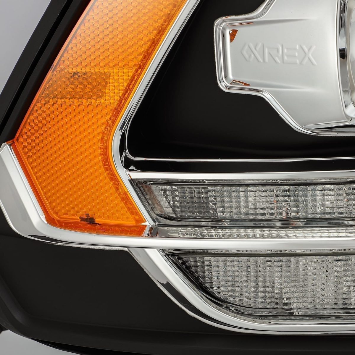 Купити Передні фари Dodge Ram 1500 Classic 2009-2023 LED LUXX серія чорні AlphaRex AHL-DR09-PL-G4-SA-B2