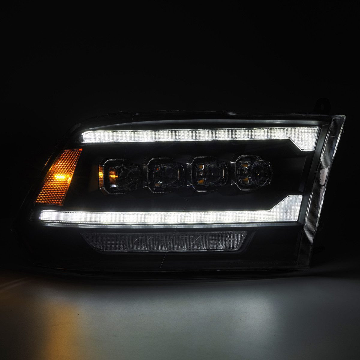 Купить Передние фары Dodge Ram 1500 Classic 2009-2023 LED G2 Style NOVA серия черные AlphaRex AHL-DR09-G5-N-B