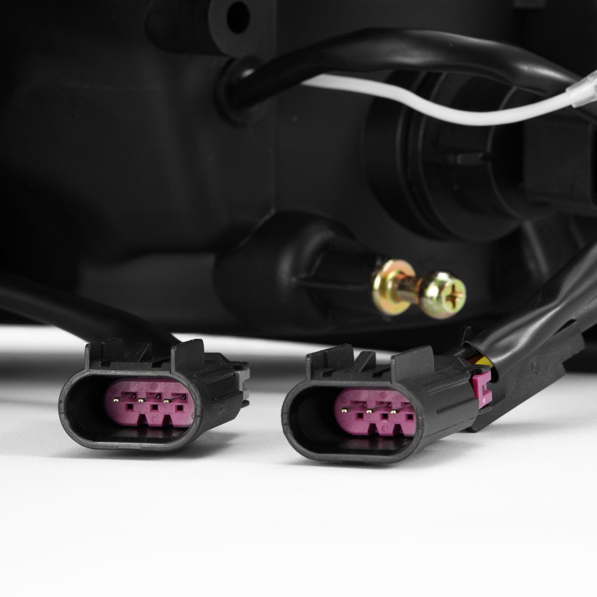 Купить Передние фары Dodge Ram 1500 Classic 2009-2023 LED G2 Style LUXX серия хром AlphaRex AHL-DR09-G5-PL-SA-C