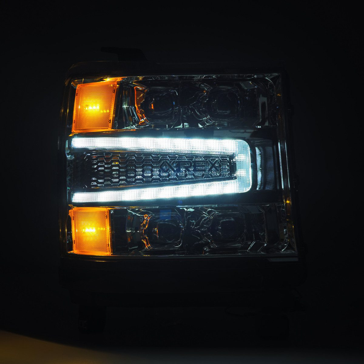 Купити Передні фари Chevrolet Silverado 1500 2016-2018 LED NOVA серія хром AlphaRex AHL-CL16-N-C