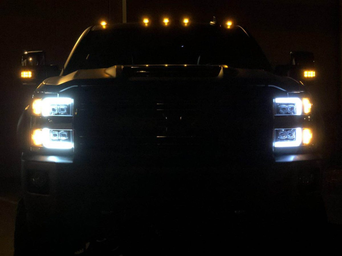 Купити Передні фари Chevrolet Silverado 2500HD 2015-2019 LED NOVA серія вуглево-чорні / чорна Grill вставка AlphaRex AHL-CL215-N-SA-LB.