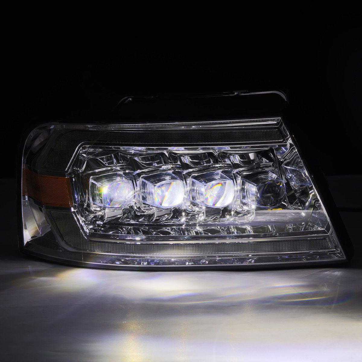 Купить Передние фары Ford F150 2004-2008 LED NOVA серия хром AlphaRex AHL-FF04-N-C