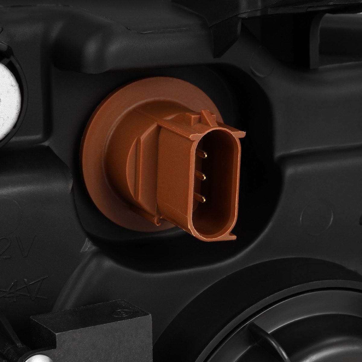 Купити Передні фари Ford F150 2004-2008  PRO серія колір Alpha-Black AlphaRex AHL-FF04-P-S-FLB