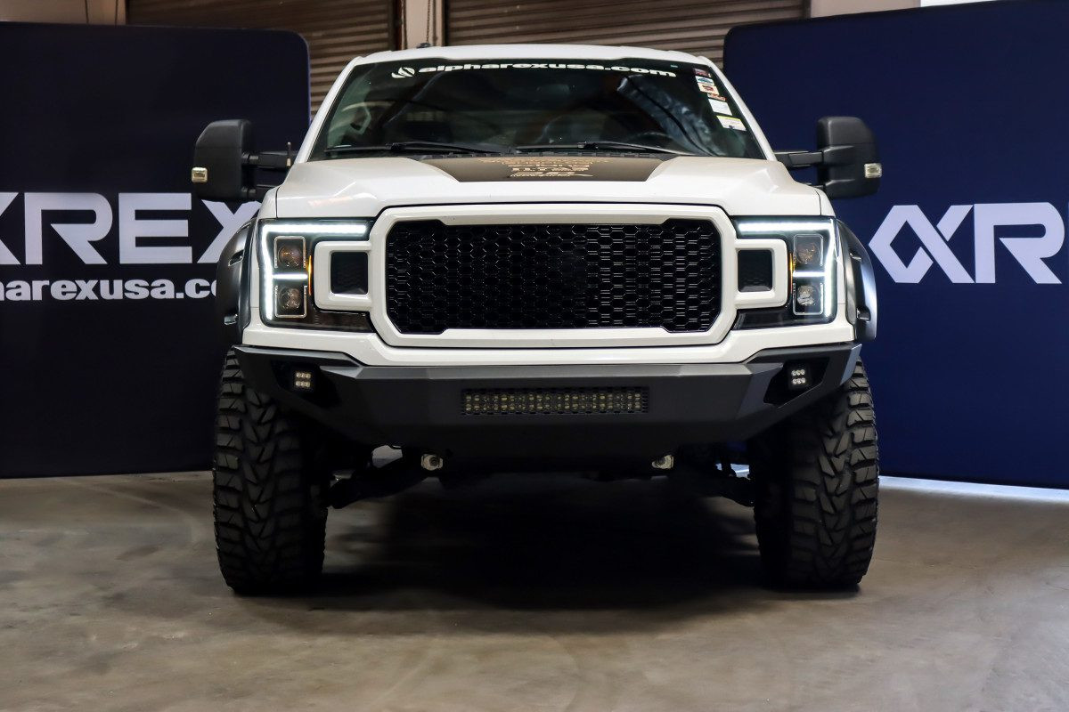 Купити Передні фари Ford F150 2018-2020 LED G2 Style LUXX серія чорні AlphaRex AHL-FF18-G2-PL-SA-B