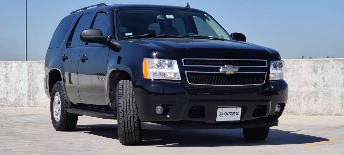 Купити Передні фари Chevy Tahoe 2007-2013 LED G2 Style LUXX серія хром AlphaRex AHL-CT07-PL-SA-C