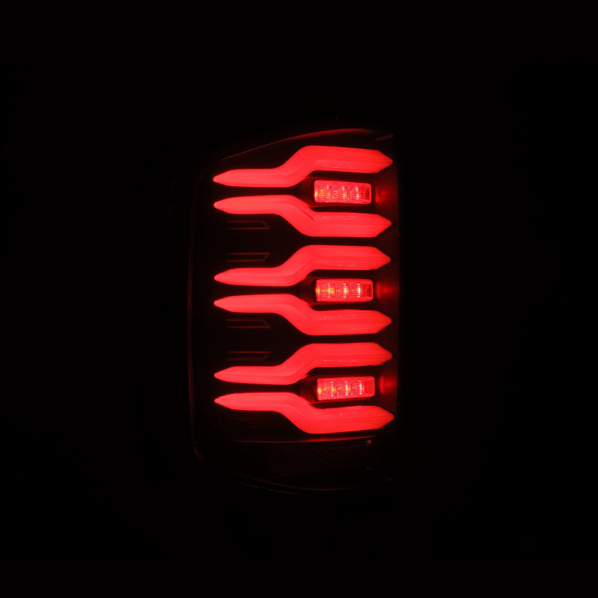 Купить Задние фары Chevrolet Silverado 1500 2014-2018 LED LUXX серия черные AlphaRex RTL-CL14-SA-YW-BS