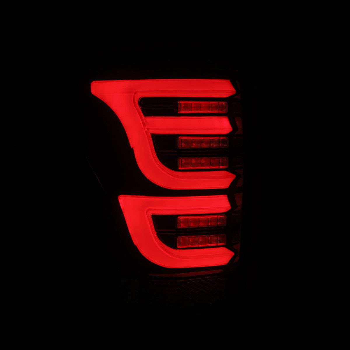 Купить Задние фары Toyota Tundra 2007-2013 LED LUXX серия червоно-черные AlphaRex RTL-TUN07-SA-RR-LBS