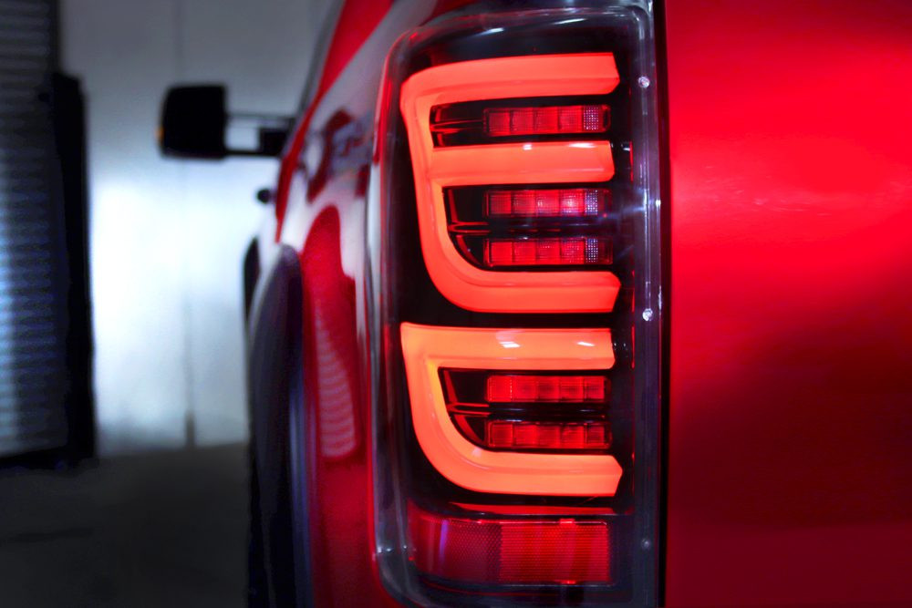 Купить Задние фары Toyota Tundra 2007-2013 LED LUXX серия червоно-черные AlphaRex RTL-TUN07-SA-RR-LBS