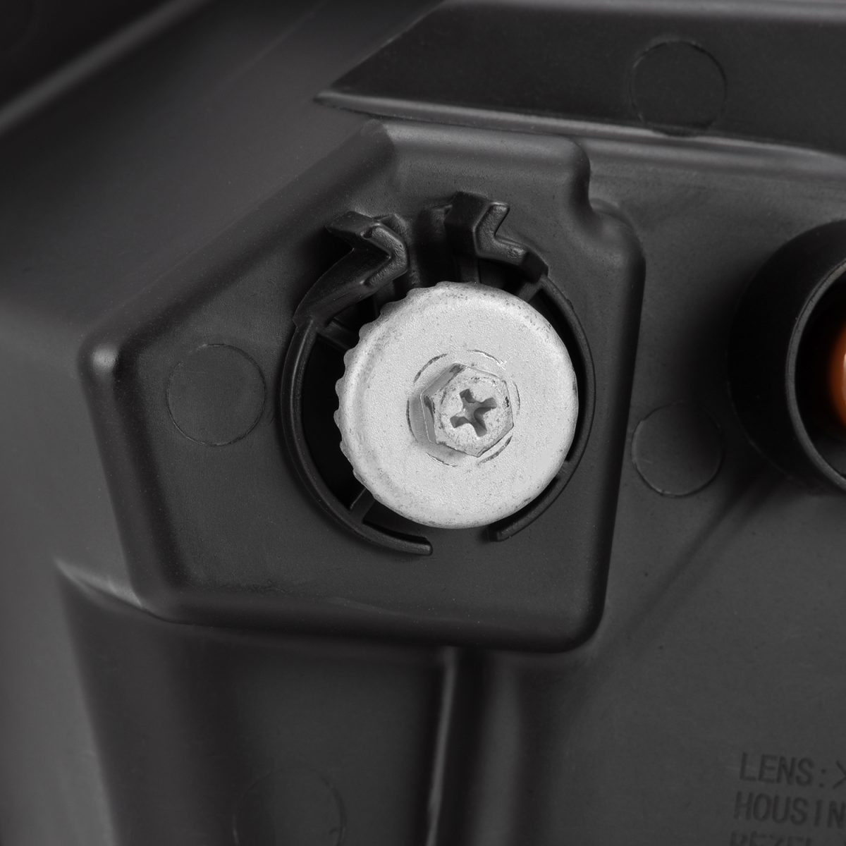 Купить Передние фары Toyota Tundra 2007-2013 LED NOVA серия цвет Alpha-Black AlphaRex AHL-TUN07-G2-N-LB