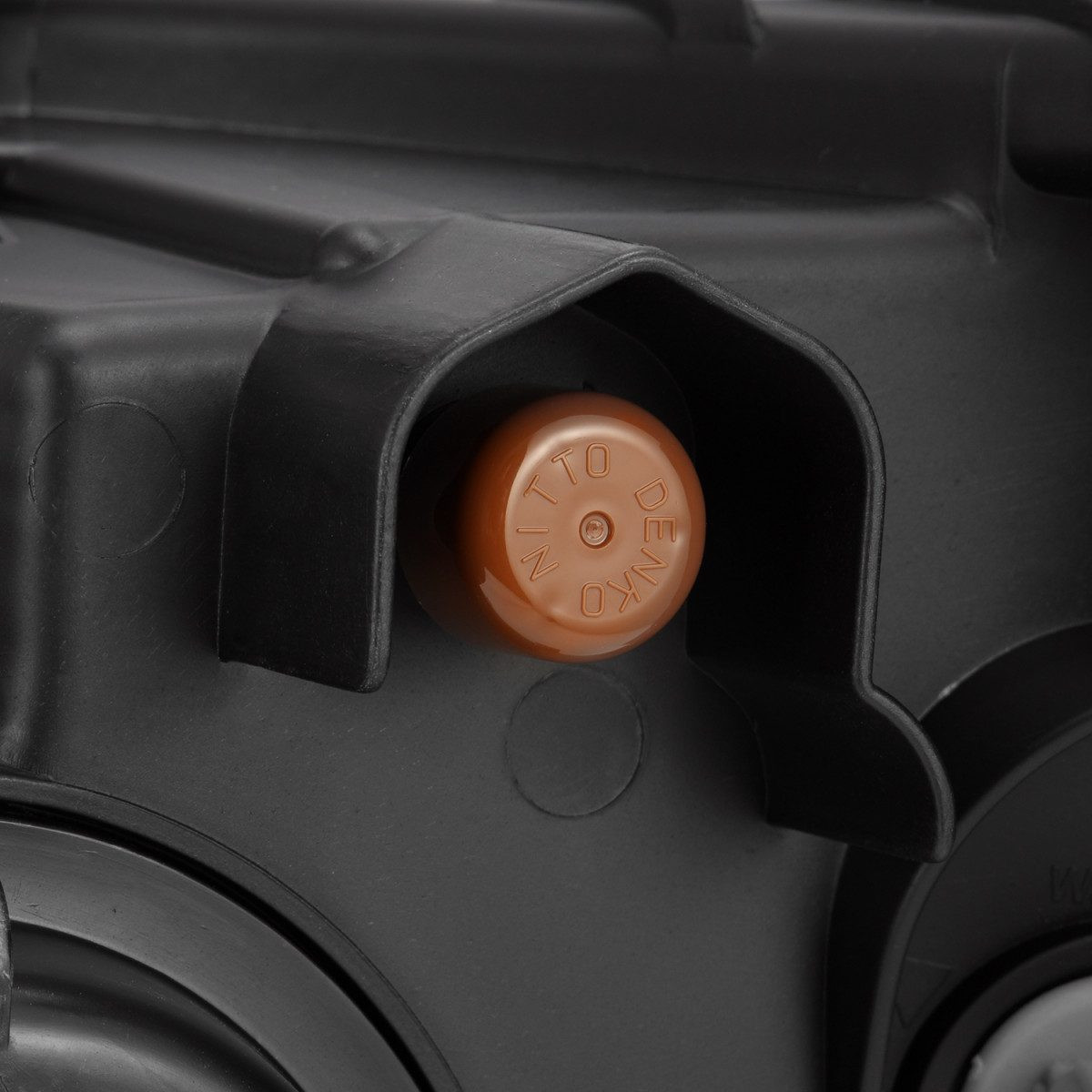 Купить Передние фары Toyota Tundra 2007-2013 LED LUXX серия черные AlphaRex AHL-TUN07-G2-PL-SA-B