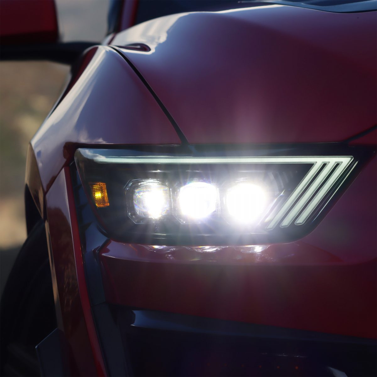 Купить Передние фары Ford Mustang 2015-2017 NOVA серия цвет Alpha-Black AlphaRex AHL-FM15-N-FLB